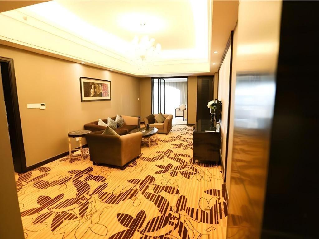 Country Garden Phoenix Hotel Shenyang Exterior foto